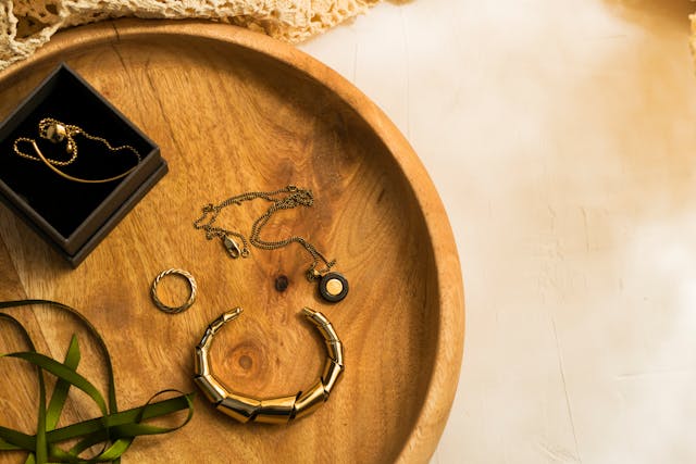Zestaw biżuterii – jak mądrze skompletować ozdoby na różne okazje